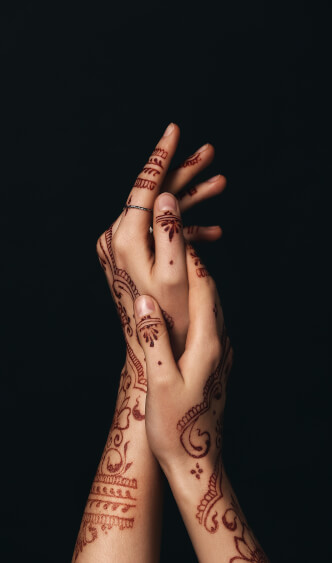 henna hands image
